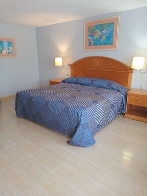 مكواة/لوح كي وواي فاي مجانًا وملاءات أسرّة