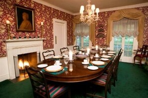 Breakfast, lunch, dinner served; Mediterranean cuisine, garden views