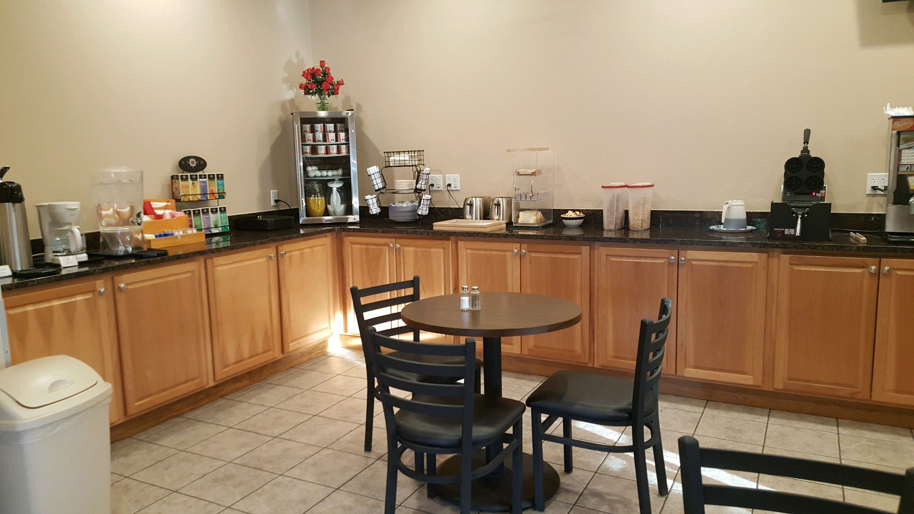 Photo - Port Angeles Inn