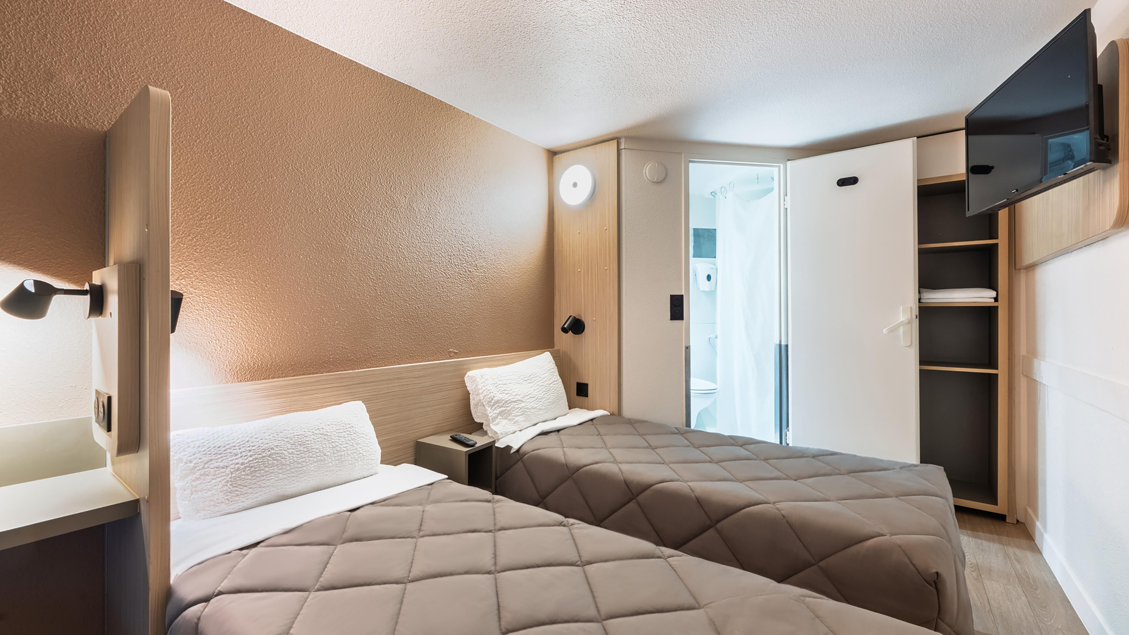 Standard Room, 2 Single Beds