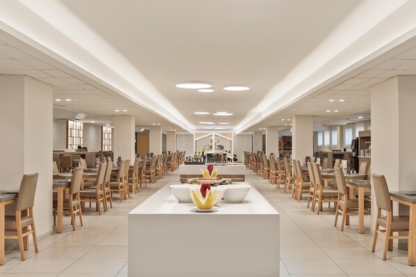 Unclassified image, 1 of 77, button - Hotel Best Oasis Park (Salou)