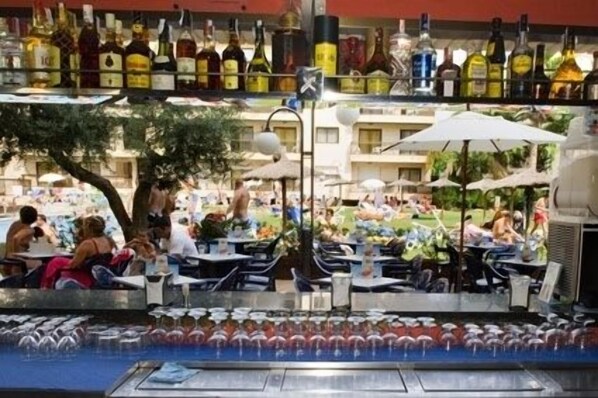 Bar (in der Unterkunft)