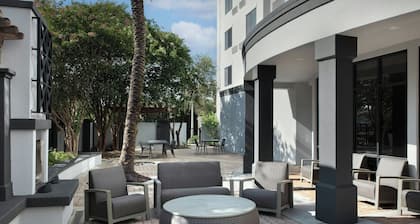 Courtyard Pensacola Downtown