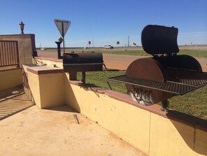 Birthday party area - Cotulla Executive Inn (Cotulla)
