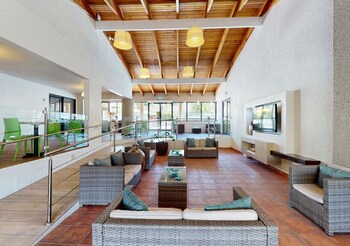 Business center at Park Royal Homestay Club Cala Puerto Rico