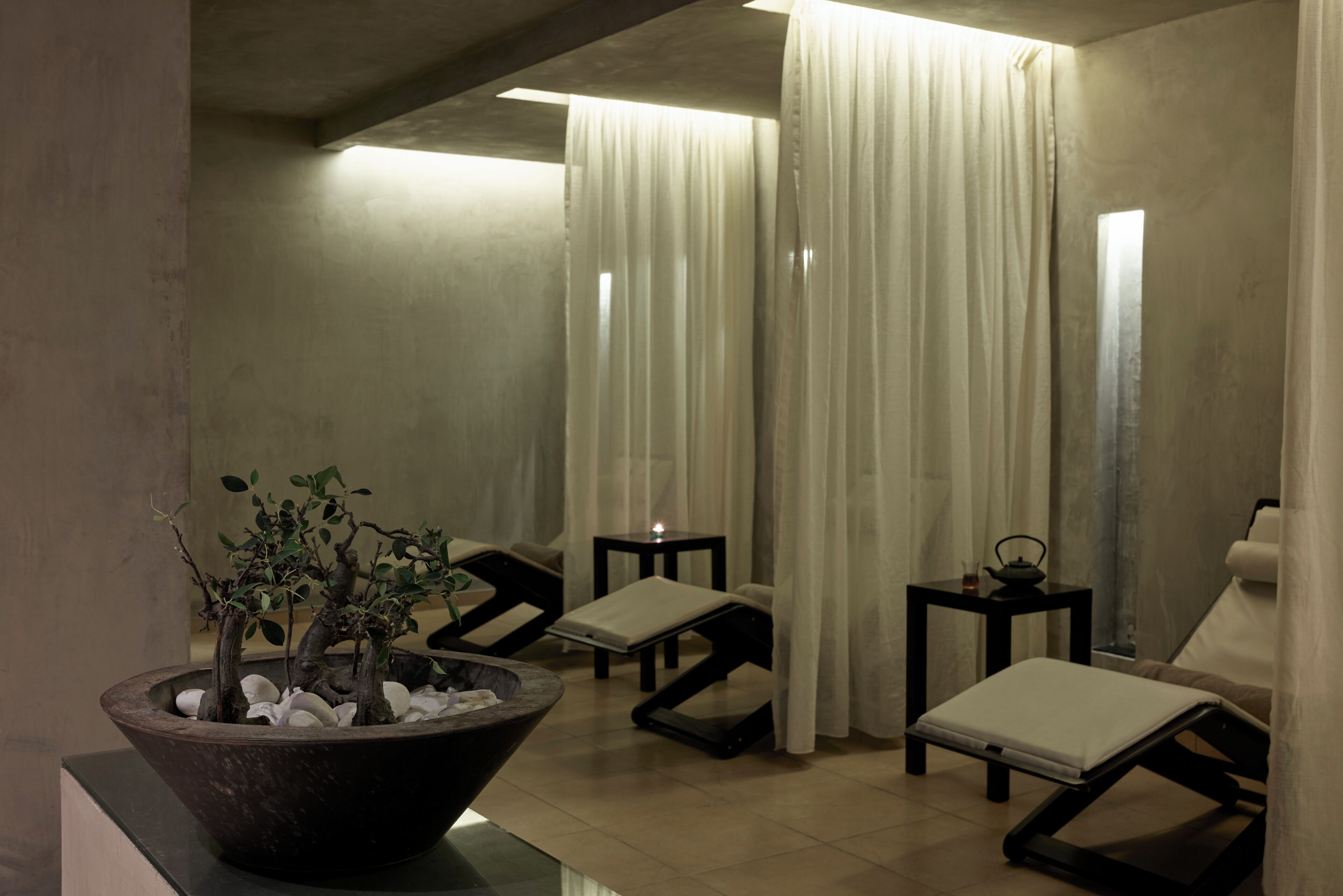 Körperbehandlungen, Aromatherapie, Gesichtsbehandlungen