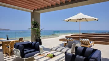 Signature Frontal Sea View Suite Hydro Plunge Pool | 露台/庭院