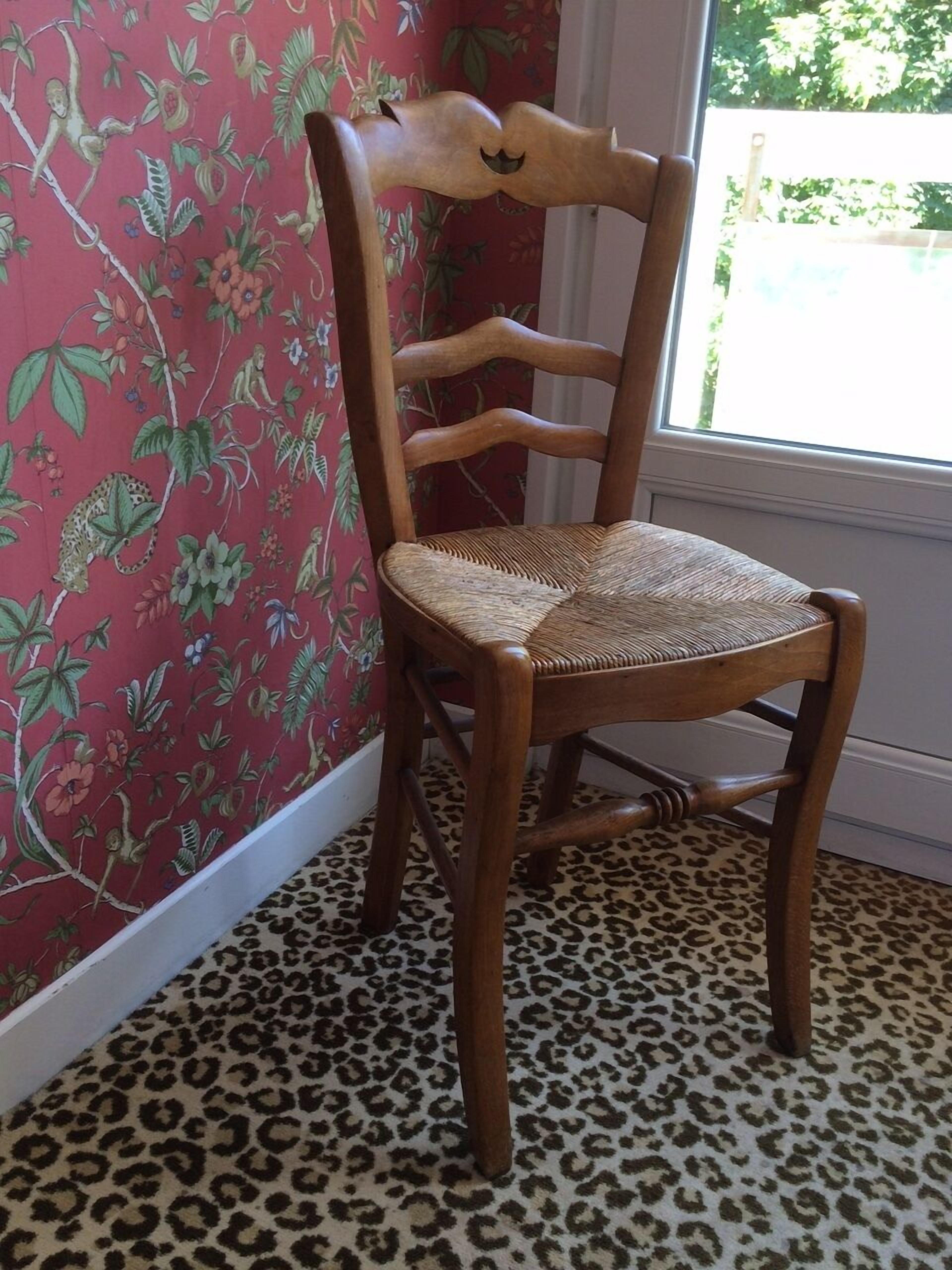 双人房或双床房 | 高档床上用品、特色装修、特色家居、免费 WiFi