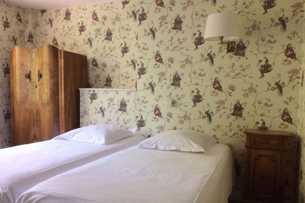 Double or Twin Room, Non Smoking | Premium bedding, WiFi (free), individually decorated