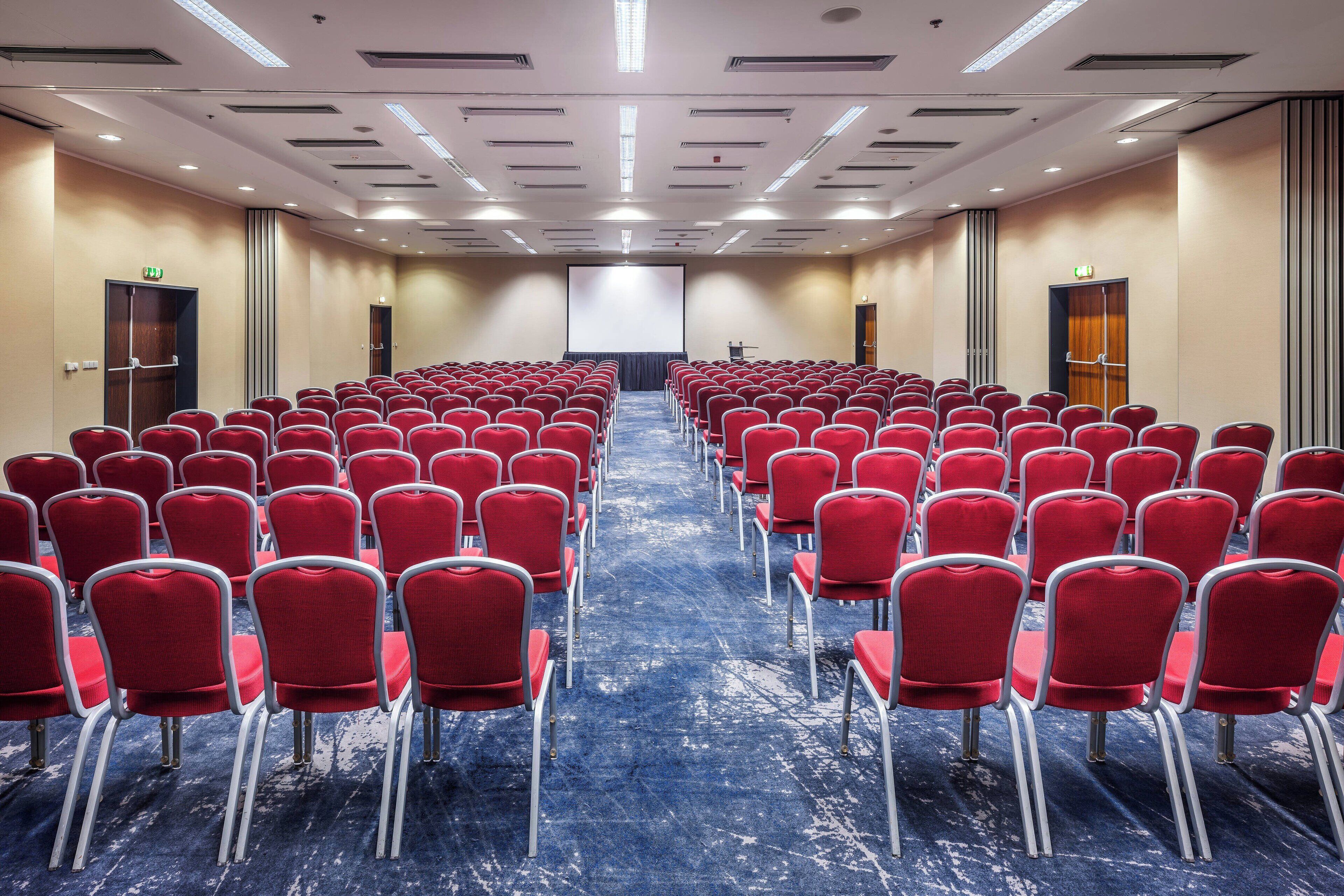 Photo - Courtyard by Marriott Prague Airport