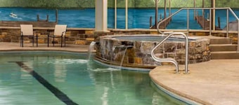 La Quinta Inn & Suites By Wyndham Lake George