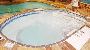Indoor spa tub