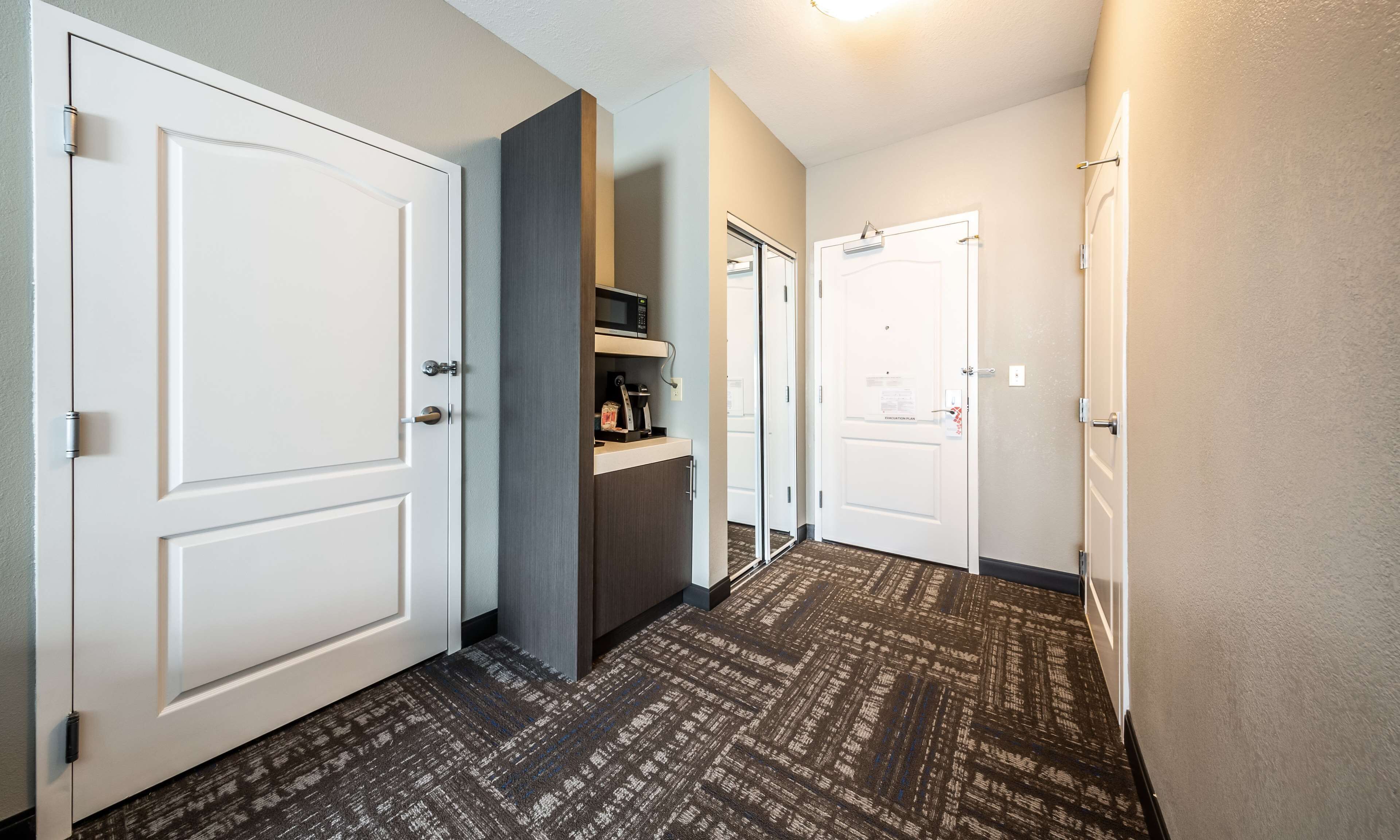 down duvets, in-room safe, desk, blackout curtains