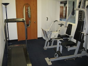 Gym - Glacier Gateway Plaza (Cut Bank)