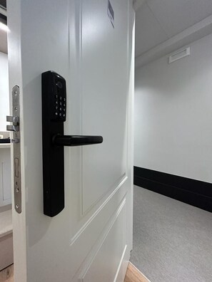 Superior Double or Twin Room | Premium bedding, pillowtop beds, in-room safe, desk - Hotel Porta Pia (Rome)