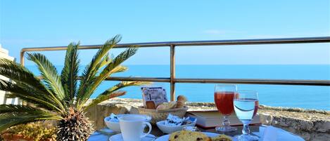Servei de restauració a l'aire lliure