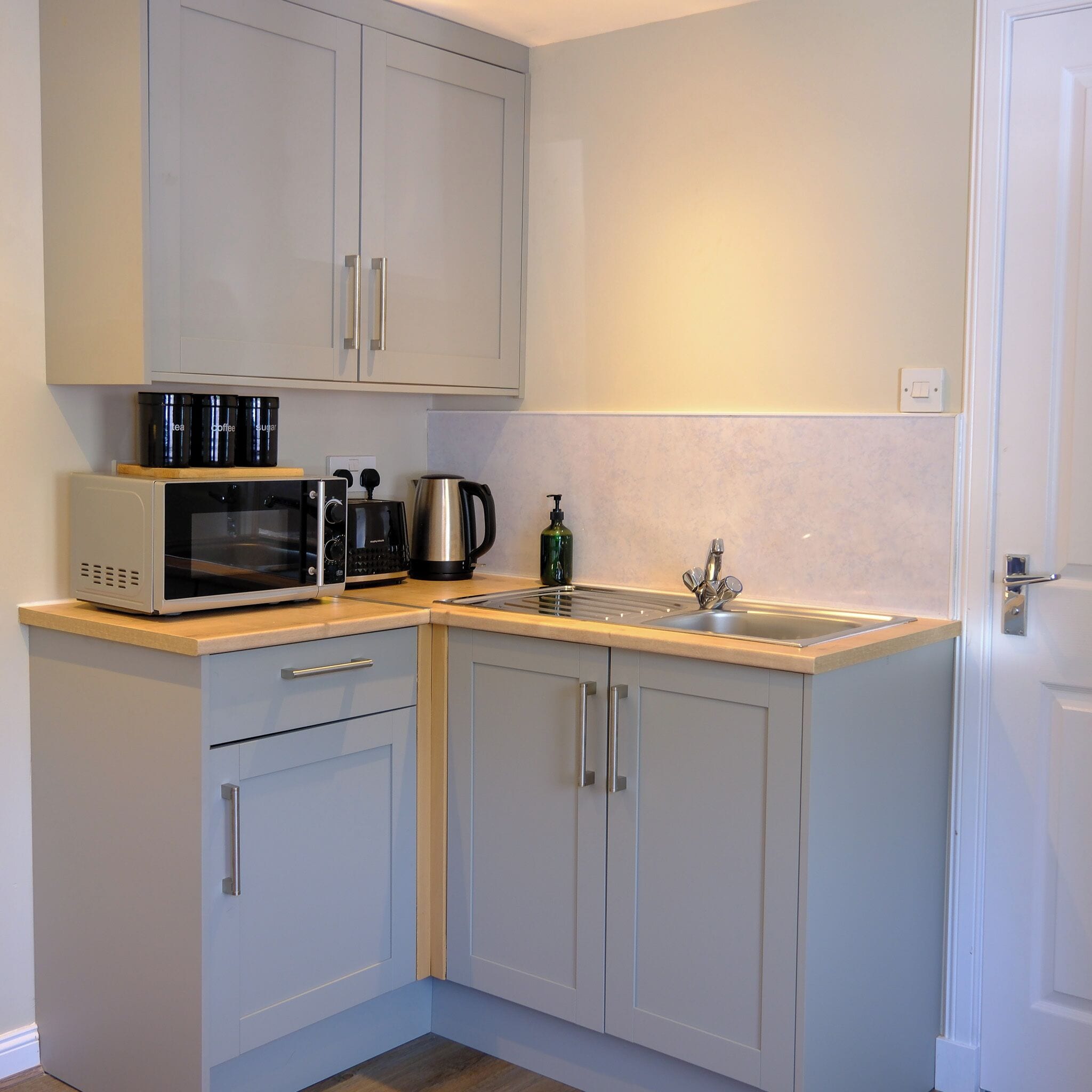 Foto - Glen Mhor Hotel at Uile-bheist 'Brewstillery'