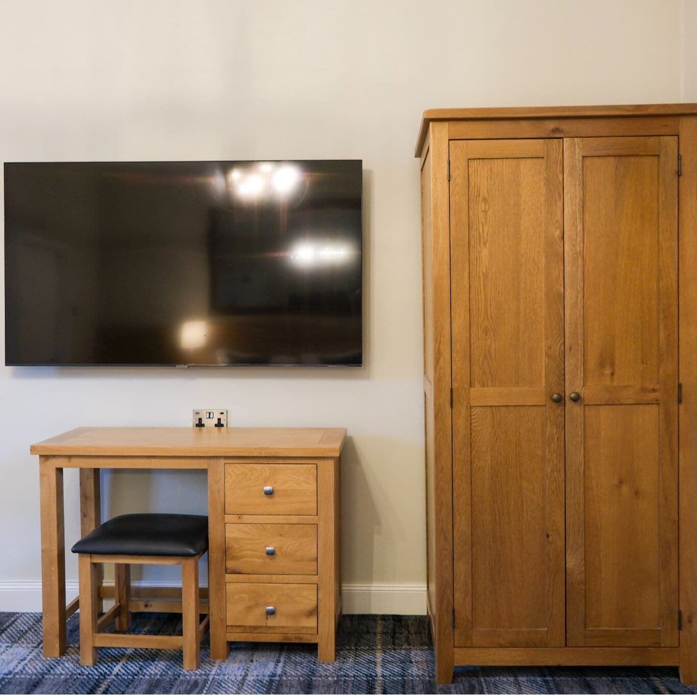 Foto - Glen Mhor Hotel at Uile-bheist 'Brewstillery'