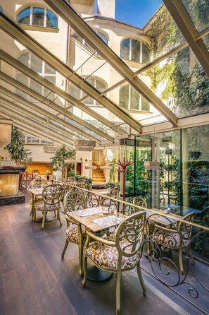 Lobby - The Dominican (Prague)