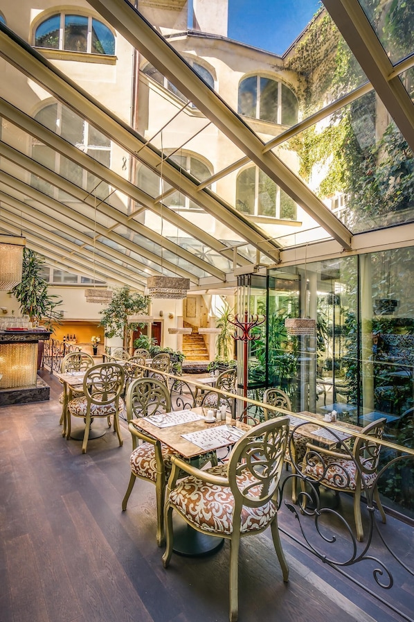 Lobby - The Dominican (Prague)