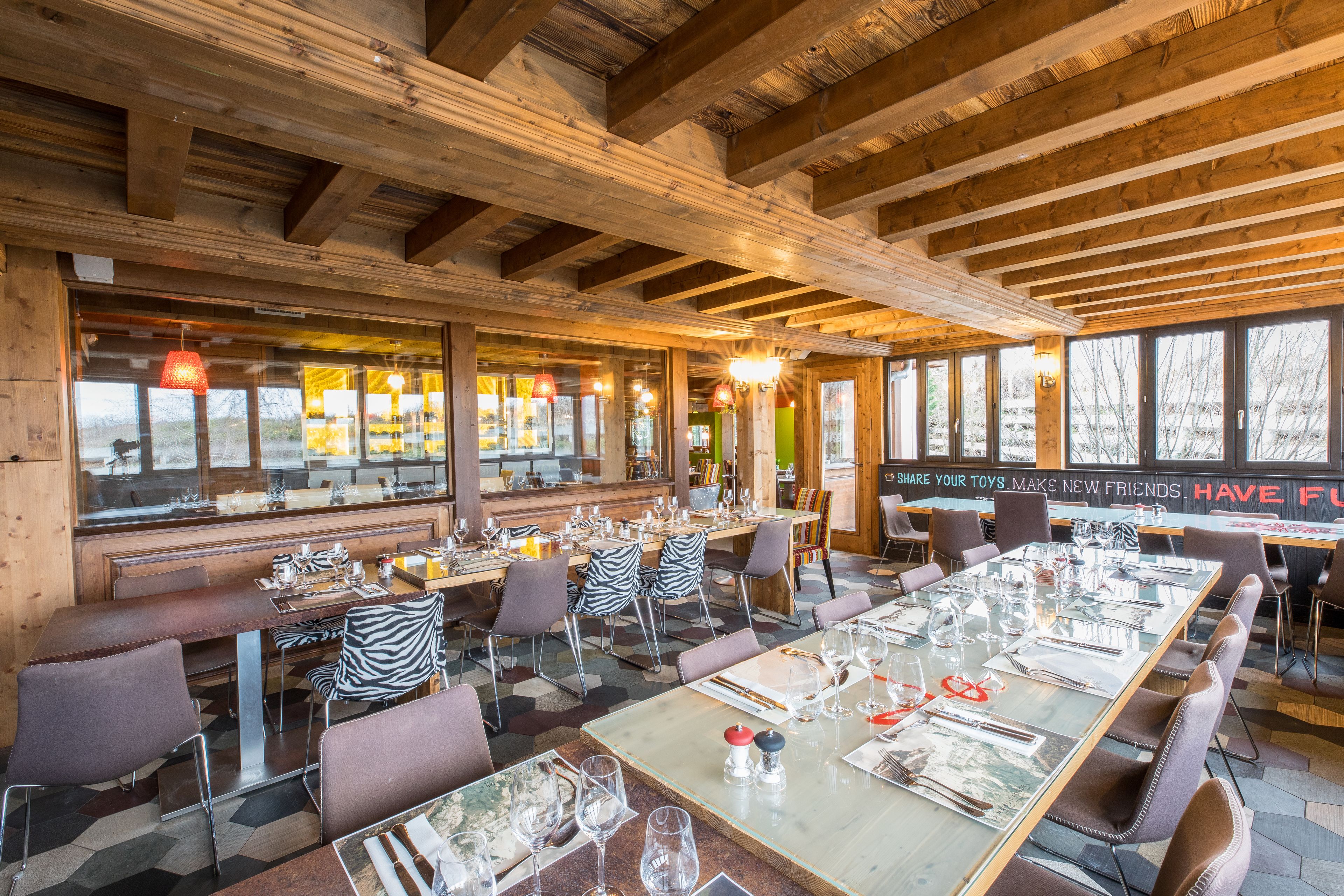 lunch and dinner served, french cuisine