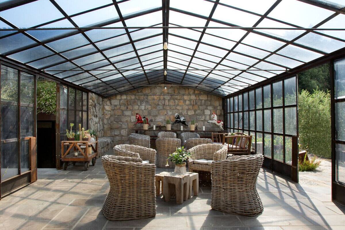 breakfast, lunch served; local cuisine, pool views