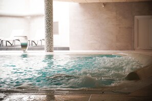 Body scrubs, facials, massages - Ohtels Vila Romana (Salou)