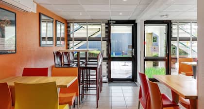 Premiere Classe Bethune - FouquiÚres Les Béthune