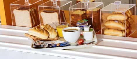 Daily buffet breakfast (EUR 6.20 per person)