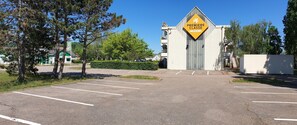 Third-party on-site parking