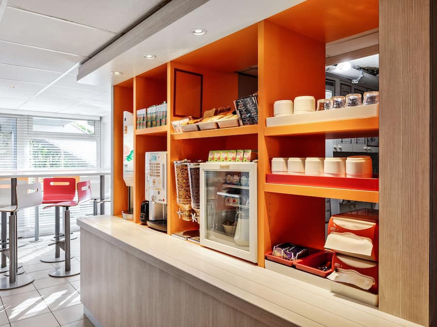 Café da manhã continental todos os dias (EUR 6.20 por pessoa)