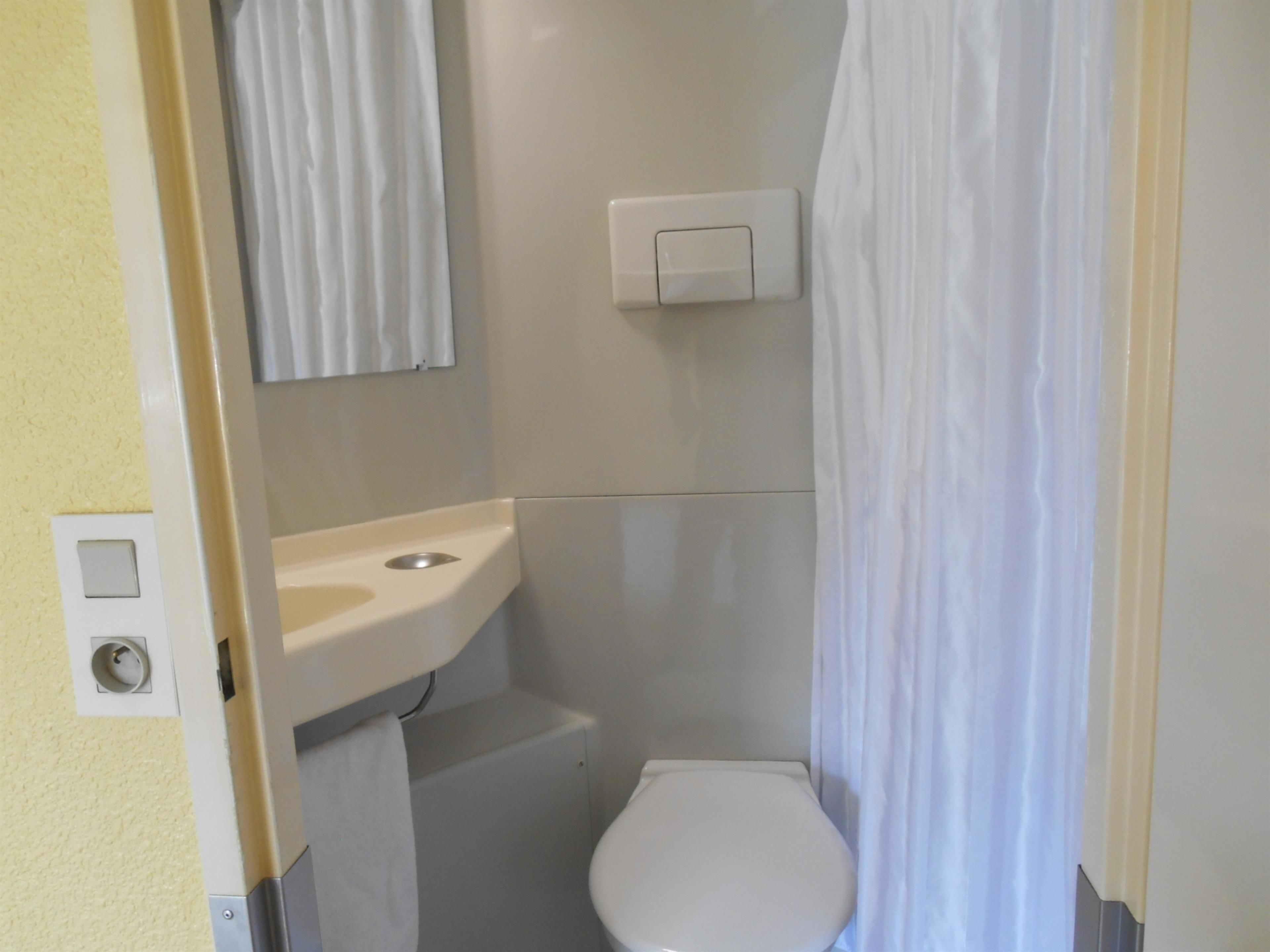 shower, eco-friendly toiletries, towels