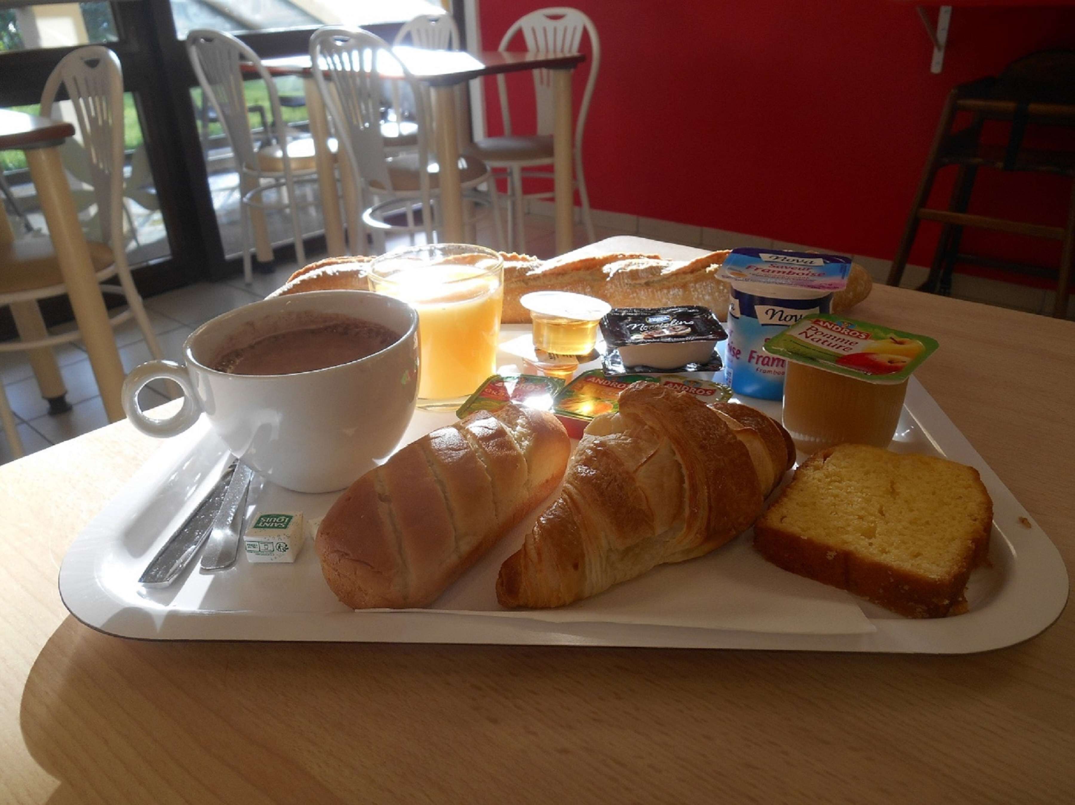 daily buffet breakfast (eur 6.9 per person)