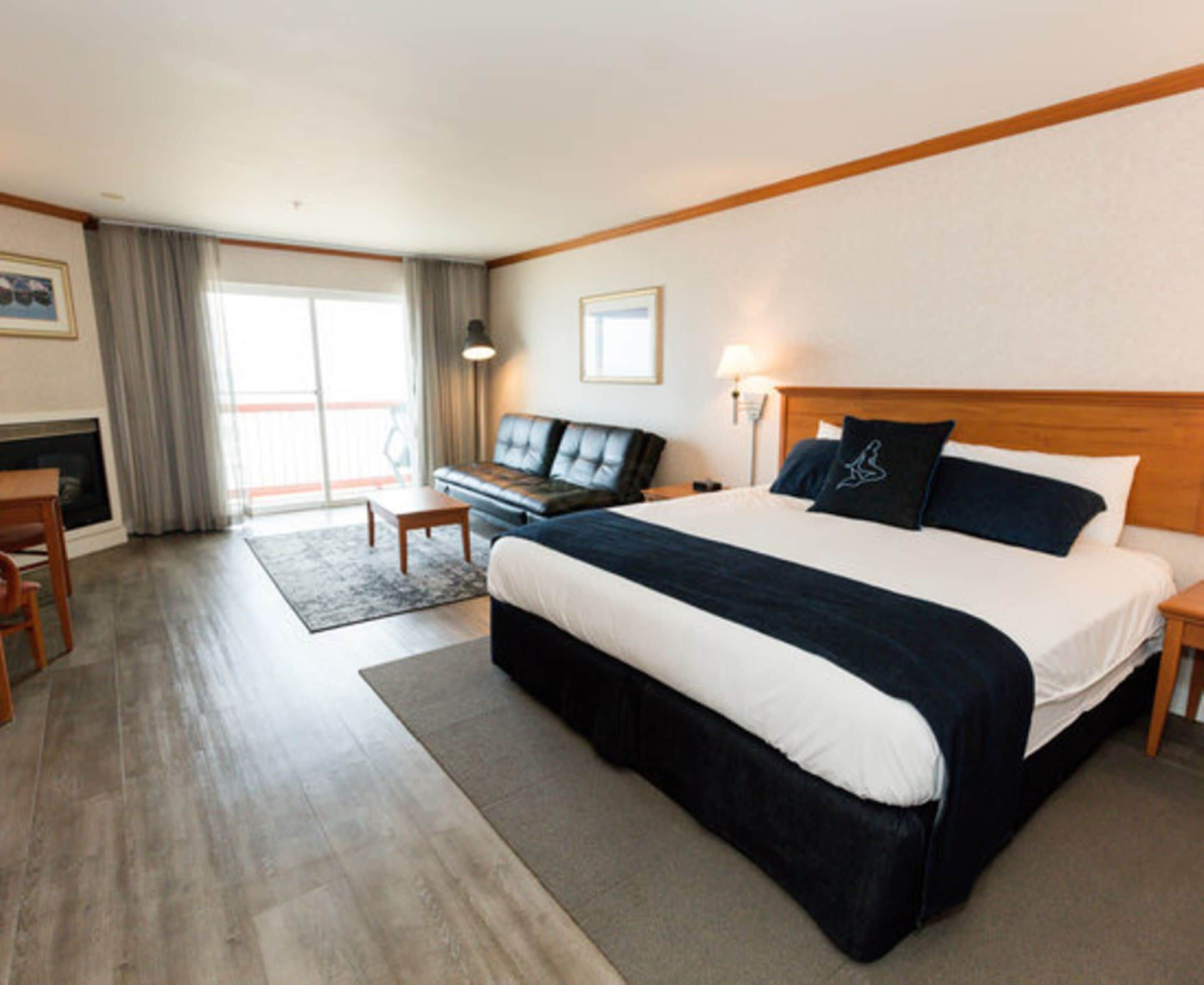 Premium bedding, down comforters, pillowtop beds, desk