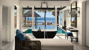 Separate tub and shower, deep soaking tub, rainfall showerhead