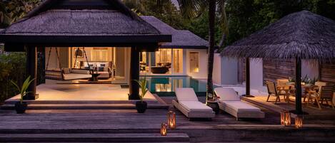 Beach House with Pool | Frette Italian sheets, premium bedding, minibar, in-room safe