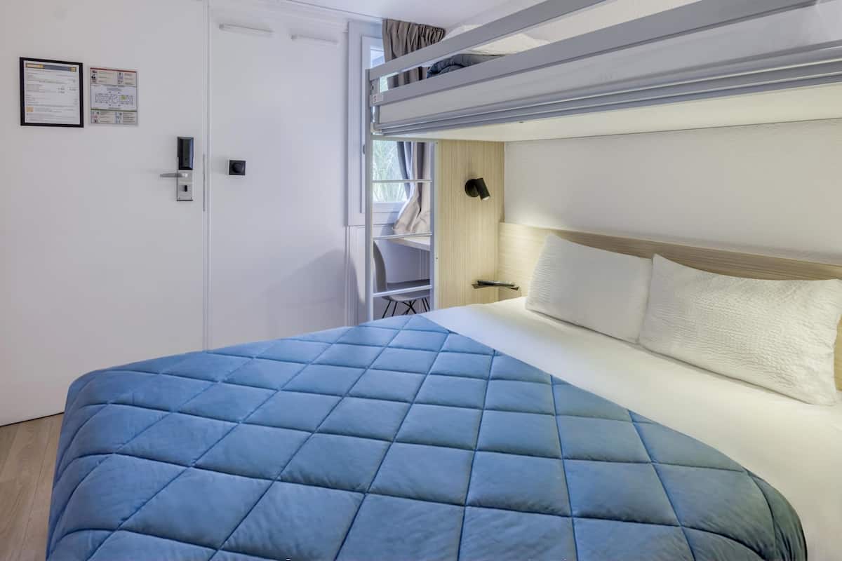 Standard Room, Multiple Beds