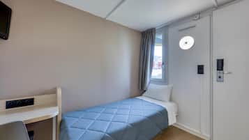 Standard Room, 1 Twin Bed | Desk, blackout drapes, free WiFi, bed sheets