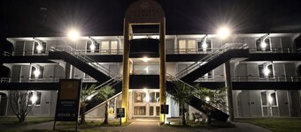 Premiere Classe Tarbes - Bastillac