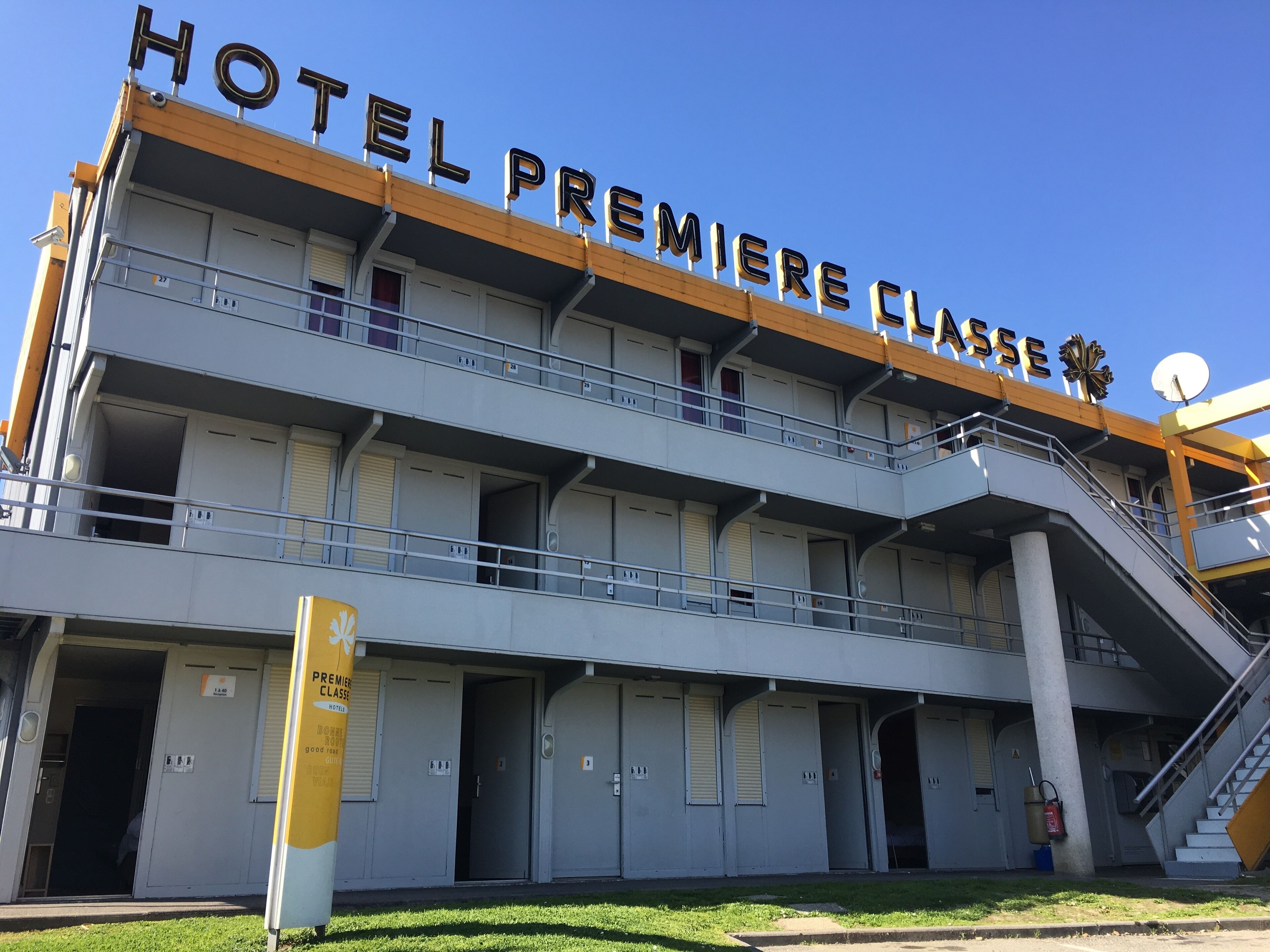 Photo - Premiere Classe Toulouse Sesquières