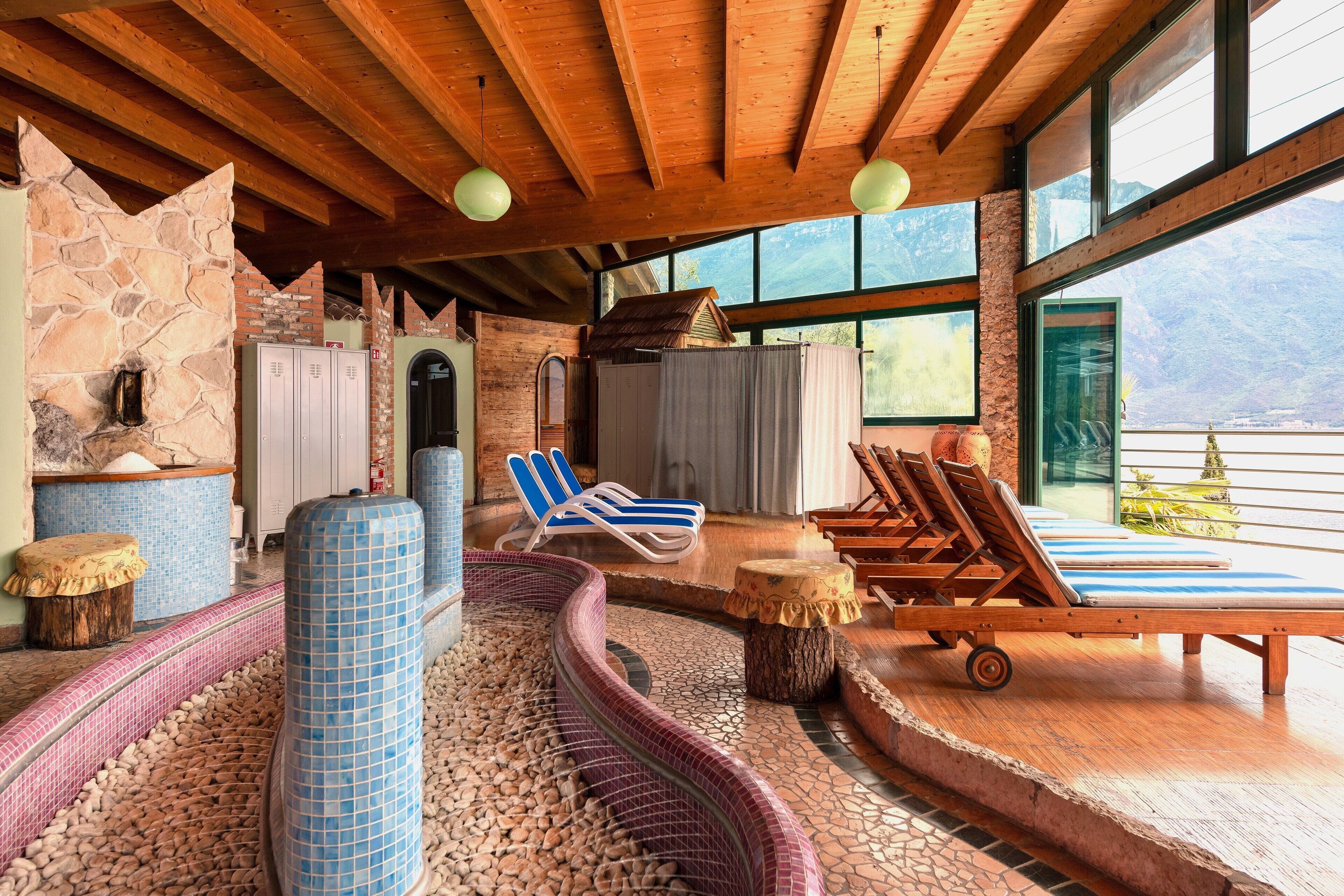 Sauna, bañera de hidromasaje, baño turco/hammam, masajes 