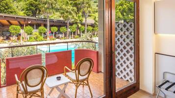 Superior-Doppelzimmer, Poolblick