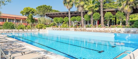 Superior Double Room, Pool View | Outdoor pool | Seasonal outdoor pool, pool umbrellas, sun loungers