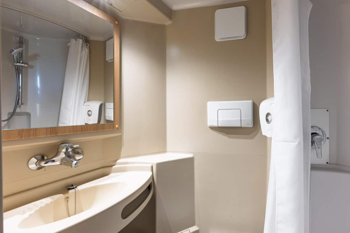 Desk, blackout drapes, free cribs/infant beds, free WiFi