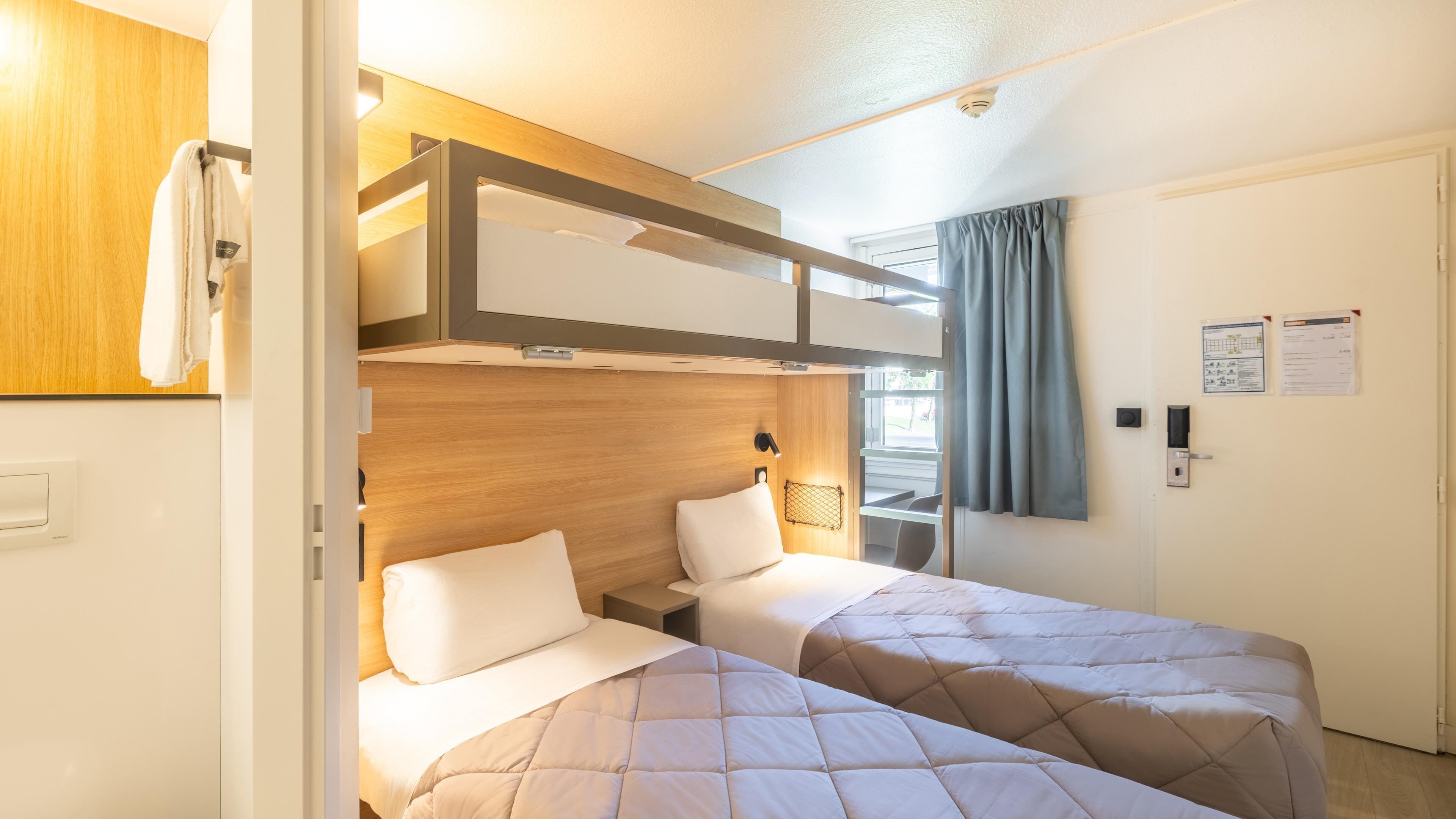 Photo - Premiere Classe Bayonne