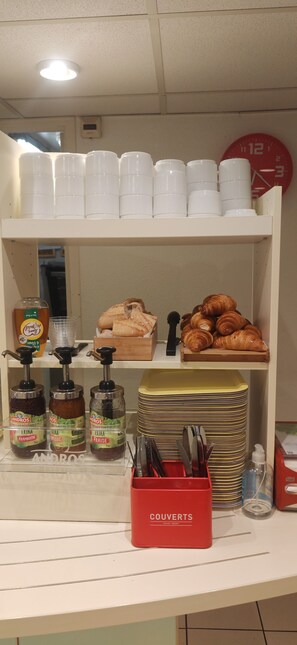 Daily to-go breakfast for a fee