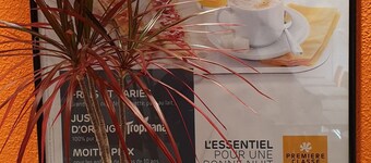 貝桑松-埃科爾瓦朗坦高級飯店