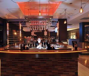Bar (on property) - Absolute Hotel Limerick (Limerick)