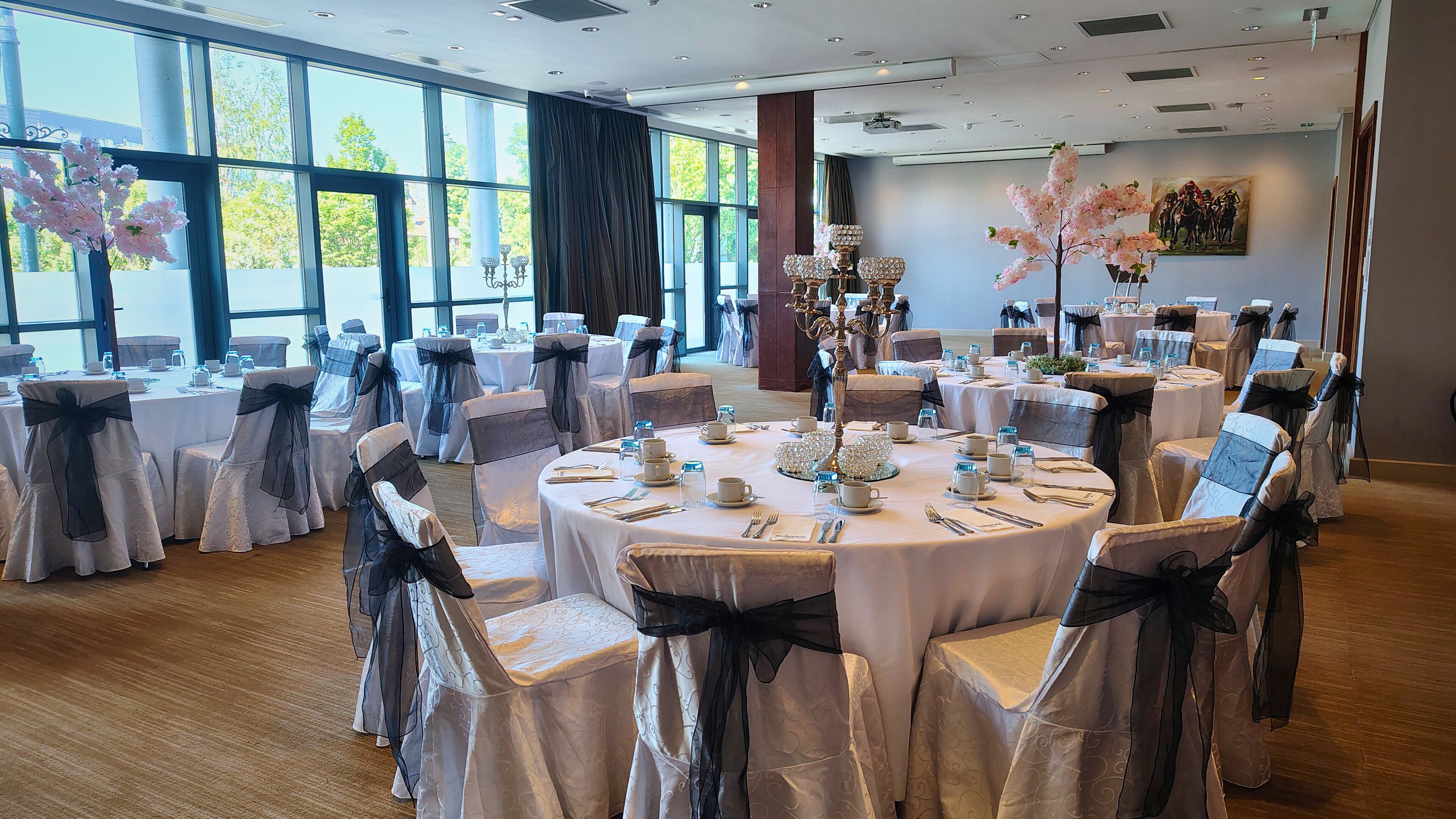 Photo - Absolute Hotel Limerick