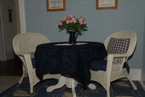 Suite, 1 King-Bett (Atlantic) | Hochwertige Bettwaren, Bügeleisen/Bügelbrett, kostenloses WLAN